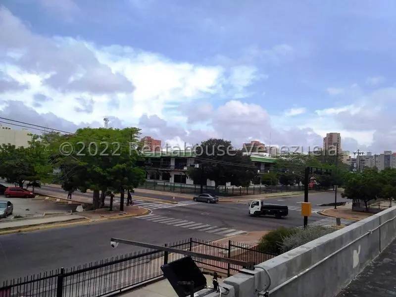 Comercial (Oficina) en Alquiler en 5 de Julio, Zulia - 18
