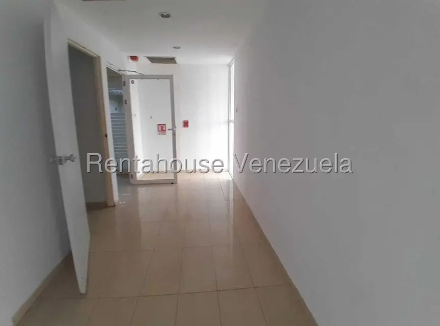 Comercial (Oficina) en Alquiler en 5 de Julio, Zulia - 9