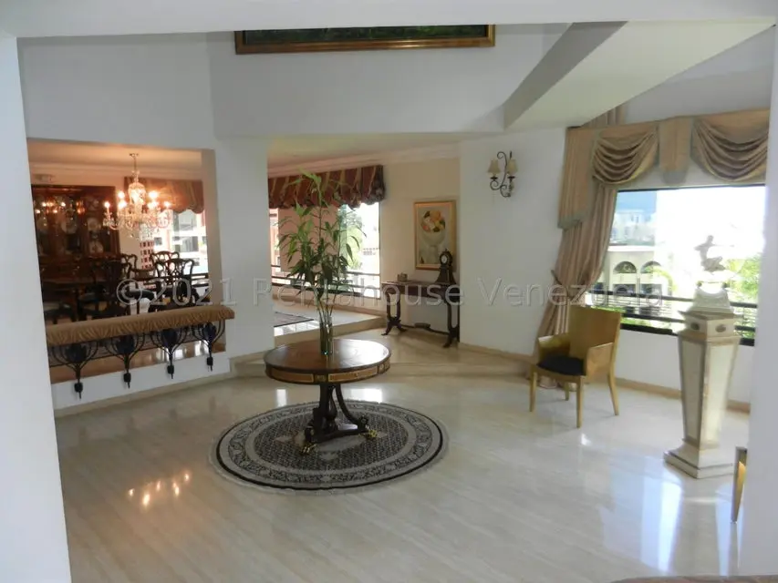 Apartamento (Multiples Niveles) en Alquiler en Colinas de Valle Arriba, Distrito Metropolitano - 14