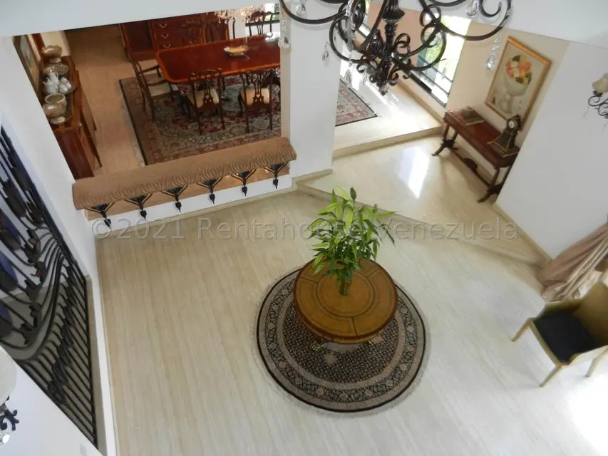 Apartamento (Multiples Niveles) en Alquiler en Colinas de Valle Arriba, Distrito Metropolitano - 17