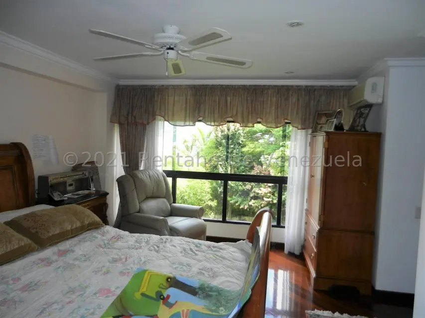 Apartamento (Multiples Niveles) en Alquiler en Colinas de Valle Arriba, Distrito Metropolitano - 21