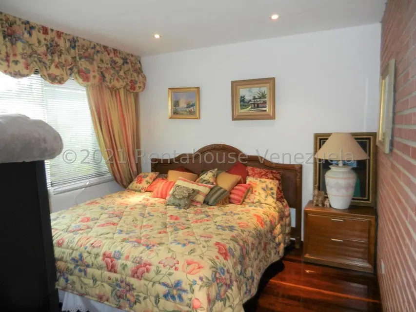 Apartamento (Multiples Niveles) en Alquiler en Colinas de Valle Arriba, Distrito Metropolitano - 24