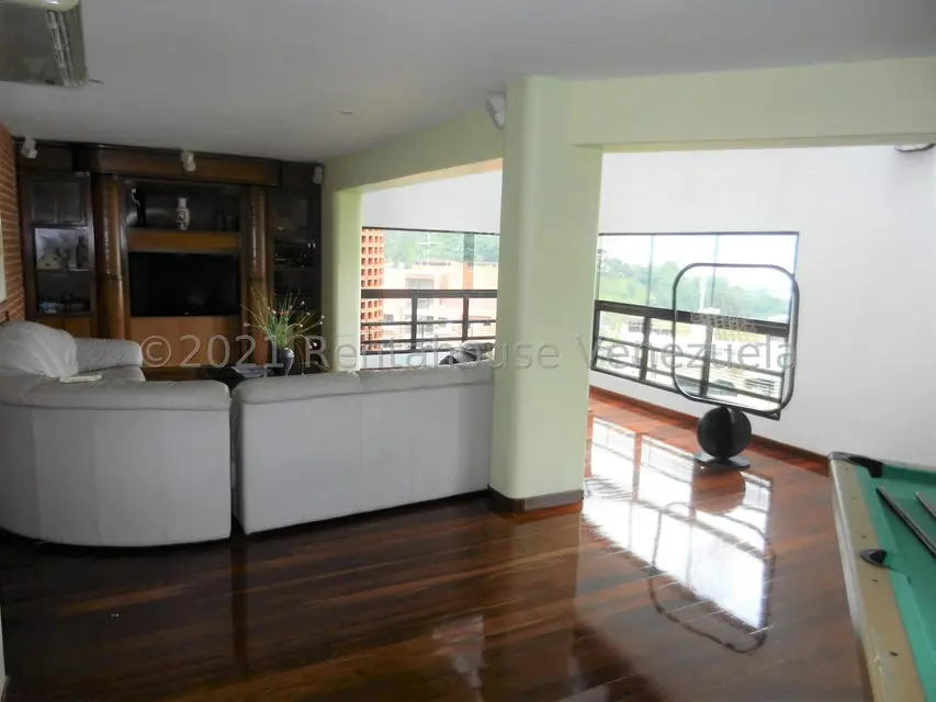 Apartamento (Multiples Niveles) en Alquiler en Colinas de Valle Arriba, Distrito Metropolitano - 29