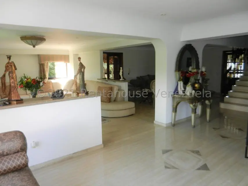 Apartamento (Multiples Niveles) en Alquiler en Colinas de Valle Arriba, Distrito Metropolitano - 6
