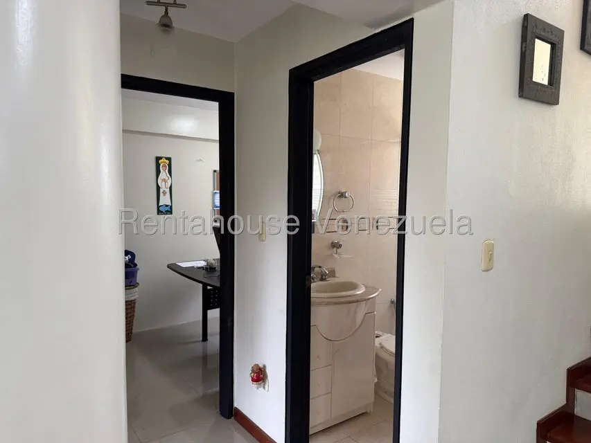 Apartamento (Duplex) en Venta en Los Nuevos Teques, Miranda - 17