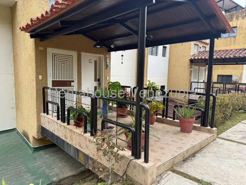 Apartamento (Duplex) en Venta en Los Nuevos Teques, Miranda - 4