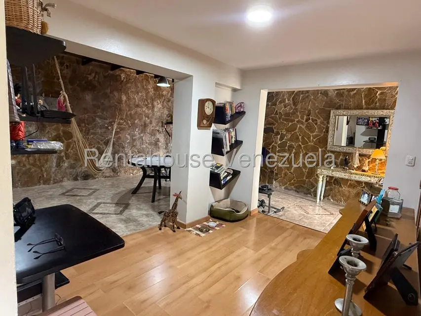 Apartamento (Duplex) en Venta en Los Nuevos Teques, Miranda - 37