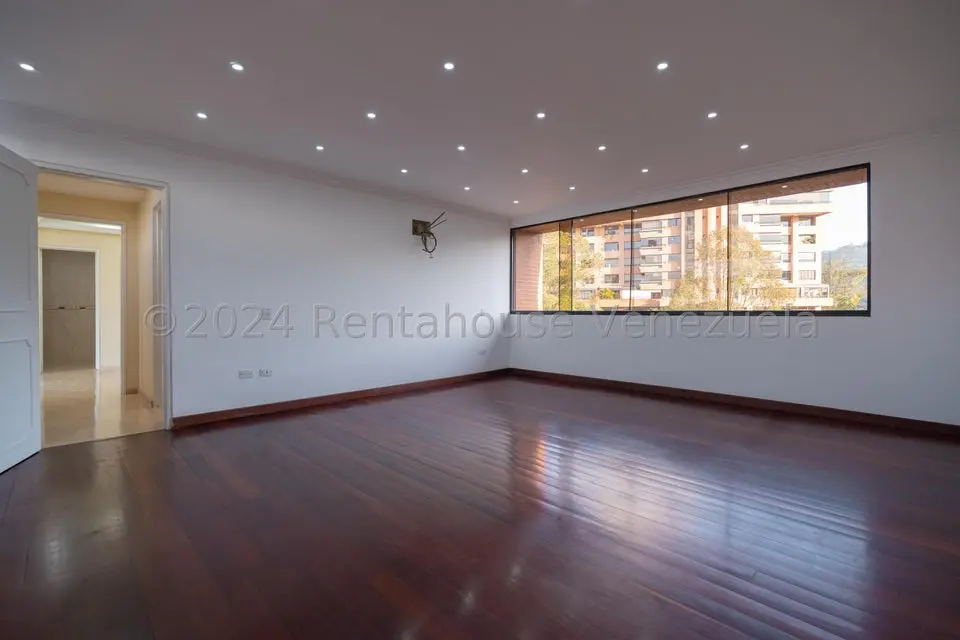 Apartamento (Multiples Niveles) en Alquiler en La Tahona, Distrito Metropolitano - 22
