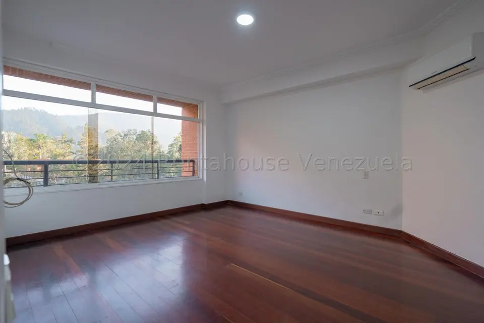 Apartamento (Multiples Niveles) en Alquiler en La Tahona, Distrito Metropolitano - 26