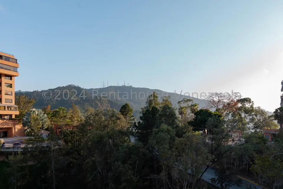 Apartamento (Multiples Niveles) en Alquiler en La Tahona, Distrito Metropolitano - 38