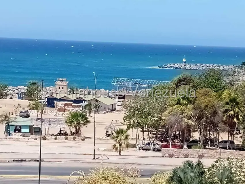 Apartamento (1 Nivel) en Venta en Palmar Este, Vargas - 4