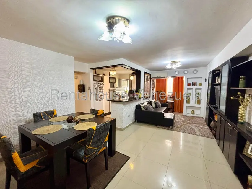 Apartamento (1 Nivel) en Venta en Nueva Segovia, Lara - 2