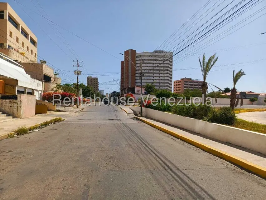 Terreno (Comercial) en Venta en Porlamar, Nueva Esparta - 3