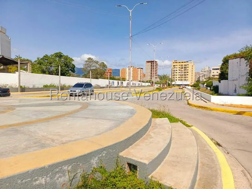 Terreno (Comercial) en Venta en Porlamar, Nueva Esparta - 4