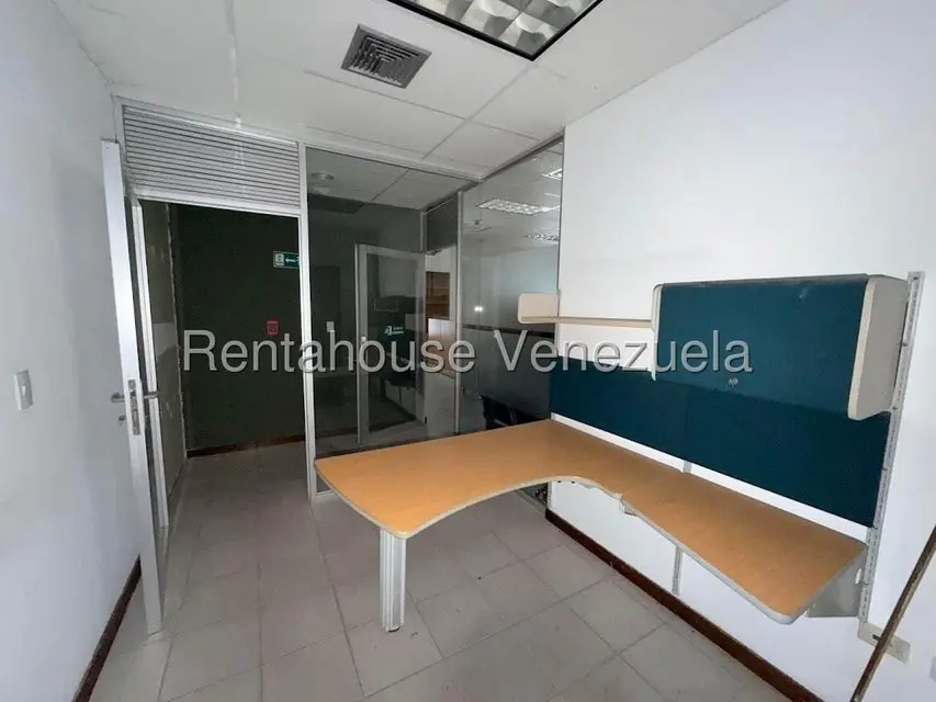 Comercial (Local Comercial) en Alquiler en Centro, Lara - 2