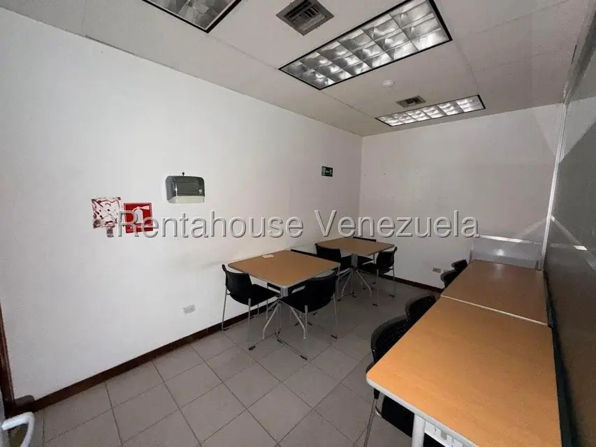 Comercial (Local Comercial) en Alquiler en Centro, Lara - 9
