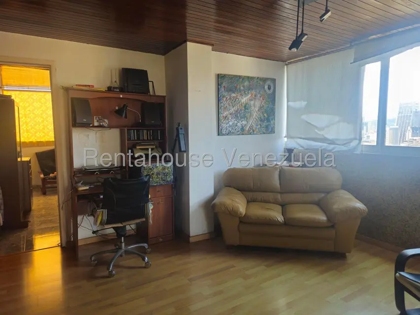 Apartamento (1 Nivel) en Venta en Los Caobos, Distrito Metropolitano - 18