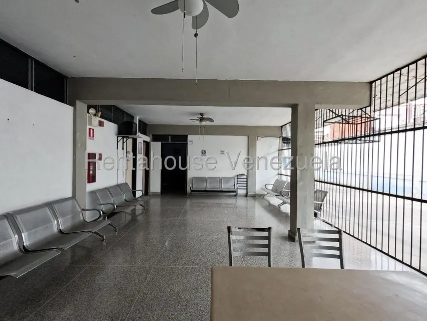 Comercial (Consultorio Medico) en Alquiler en Parroquia El Cuji, Lara - 6