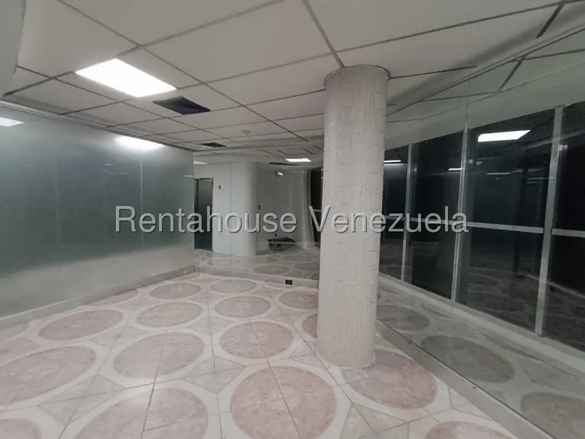 Comercial (Oficina) en Alquiler en El Viñedo, Carabobo - 11