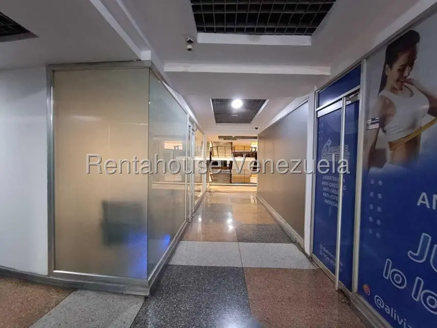 Comercial (Oficina) en Alquiler en El Viñedo, Carabobo - 17