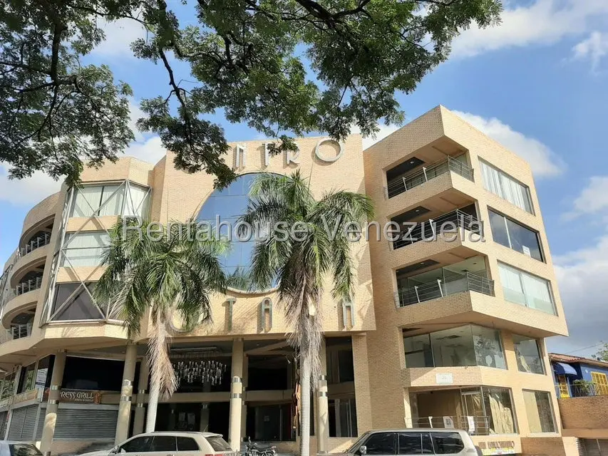 Comercial (Oficina) en Alquiler en El Viñedo, Carabobo - 19