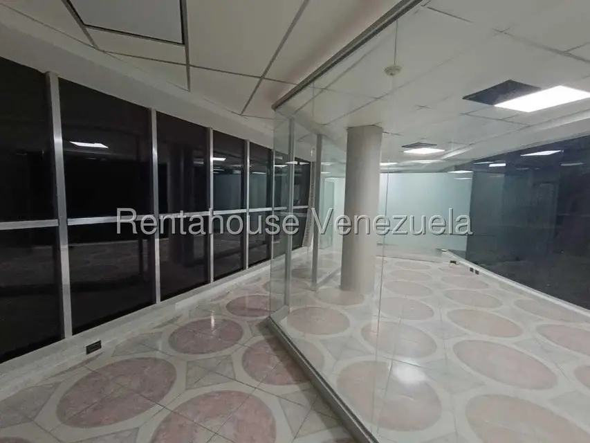 Comercial (Oficina) en Alquiler en El Viñedo, Carabobo - 8