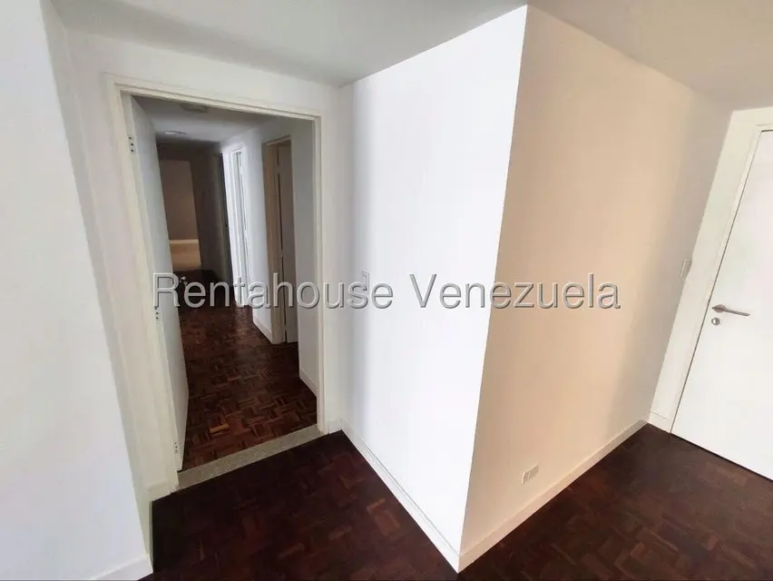Apartamento (1 Nivel) en Alquiler en Vizcaya, Distrito Metropolitano - 23