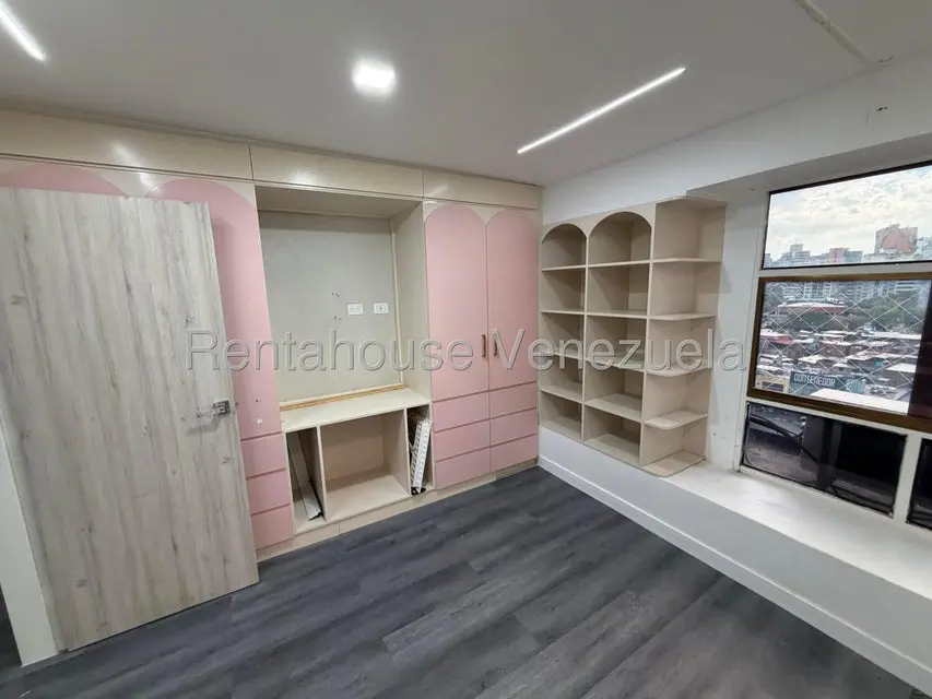 Apartamento (1 Nivel) en Alquiler en Altamira, Distrito Metropolitano - 11