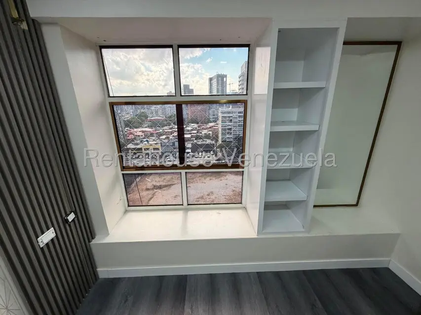 Apartamento (1 Nivel) en Alquiler en Altamira, Distrito Metropolitano - 13