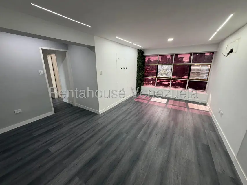 Apartamento (1 Nivel) en Alquiler en Altamira, Distrito Metropolitano - 17