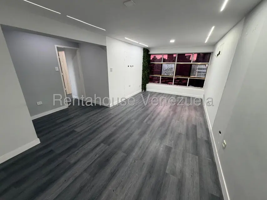 Apartamento (1 Nivel) en Alquiler en Altamira, Distrito Metropolitano - 3