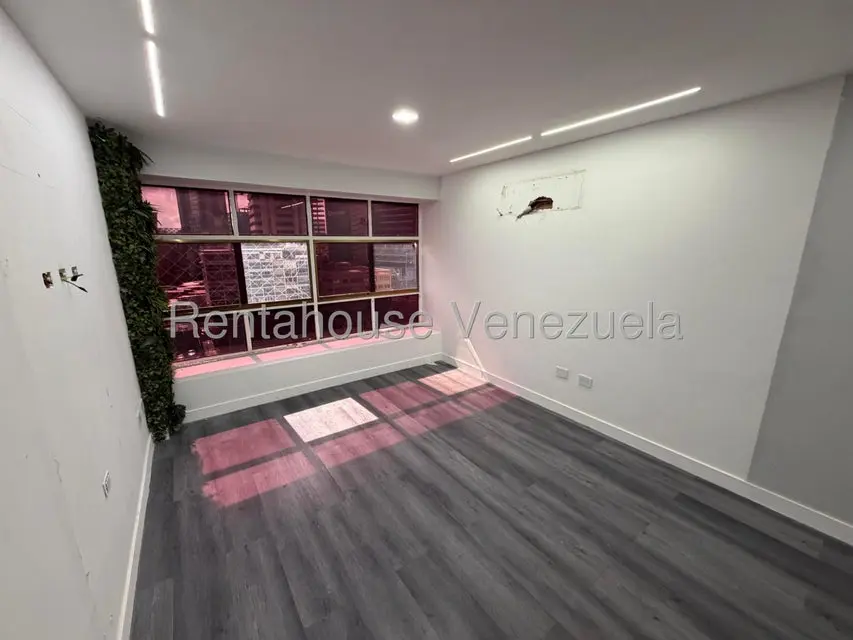 Apartamento (1 Nivel) en Alquiler en Altamira, Distrito Metropolitano - 10