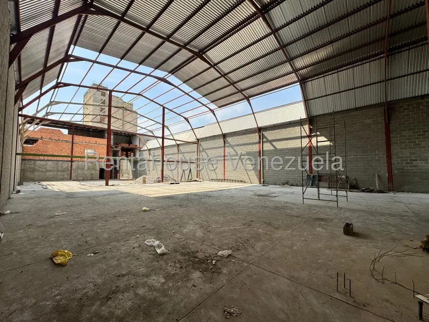 Comercial (Galpon - Deposito) en Venta en Zona Industrial 2, Lara - 15