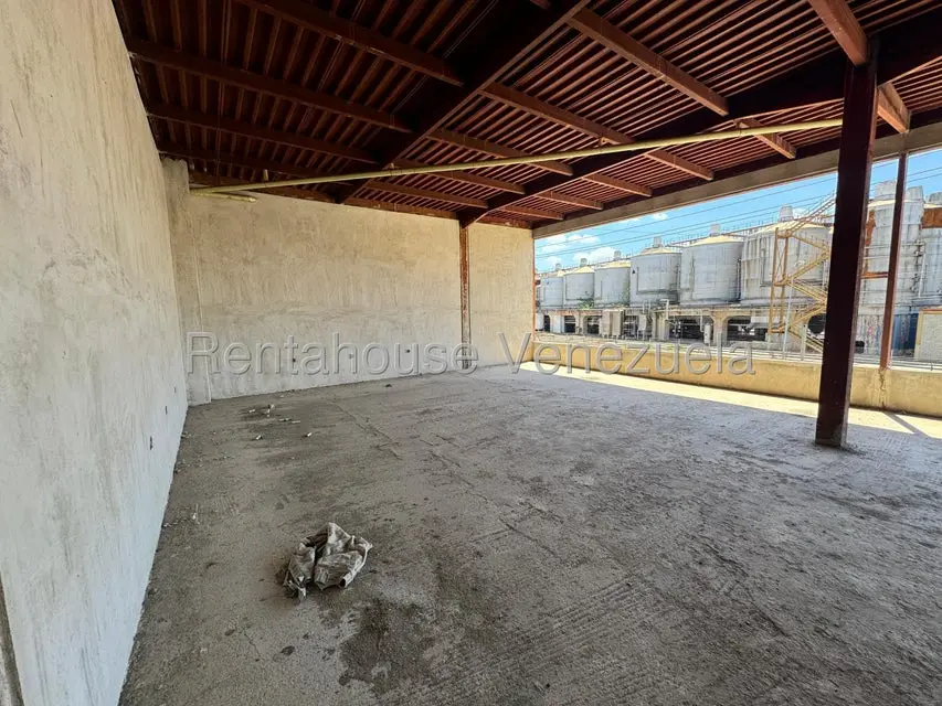 Comercial (Galpon - Deposito) en Venta en Zona Industrial 2, Lara - 20