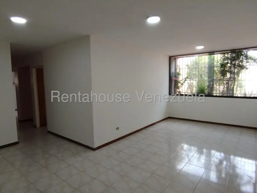Apartamento (1 Nivel) en Venta en La Urbina, Distrito Metropolitano - 14
