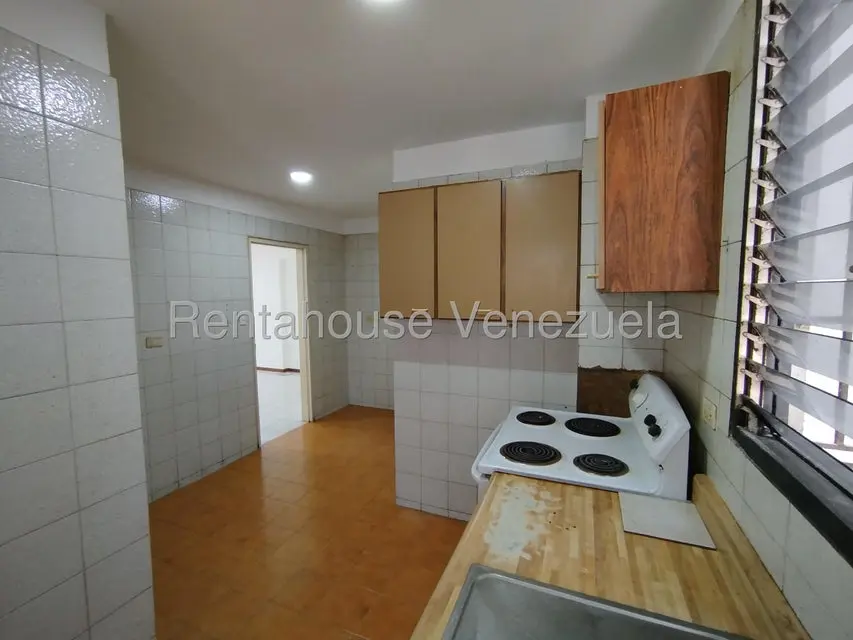Apartamento (1 Nivel) en Venta en La Urbina, Distrito Metropolitano - 21