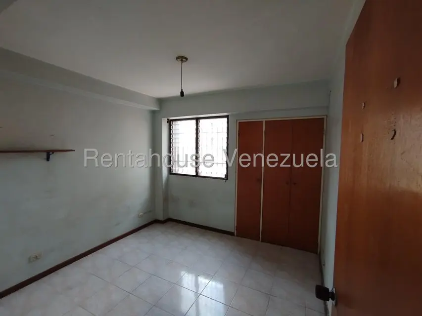Apartamento (1 Nivel) en Venta en La Urbina, Distrito Metropolitano - 25