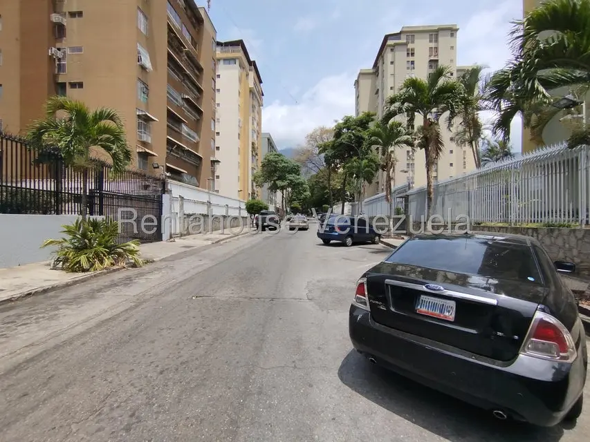 Apartamento (1 Nivel) en Venta en La Urbina, Distrito Metropolitano - 37