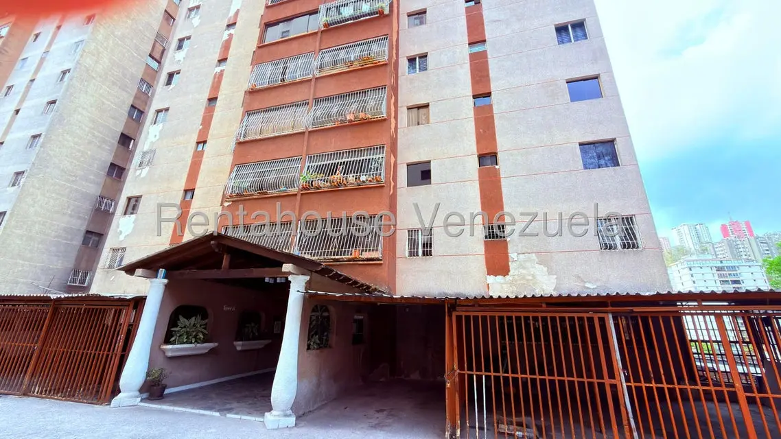 Apartamento (1 Nivel) en Venta en Don Blas, Miranda - 2