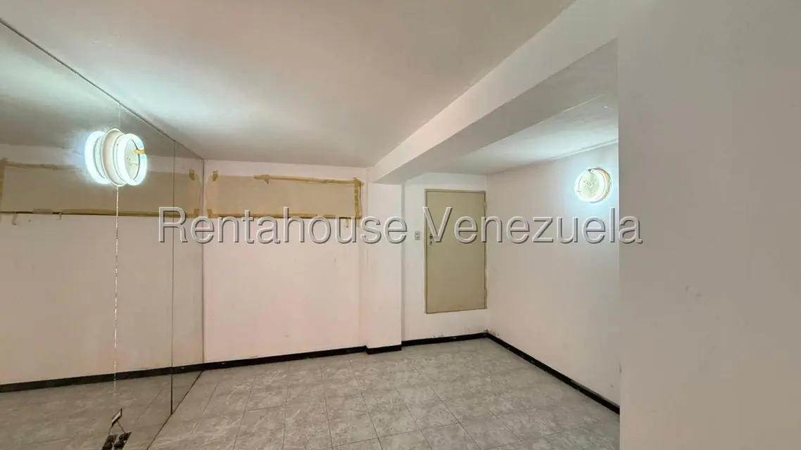Townhouse (Multiples Niveles) en Venta en Lomas de La Trinidad, Distrito Metropolitano - 25
