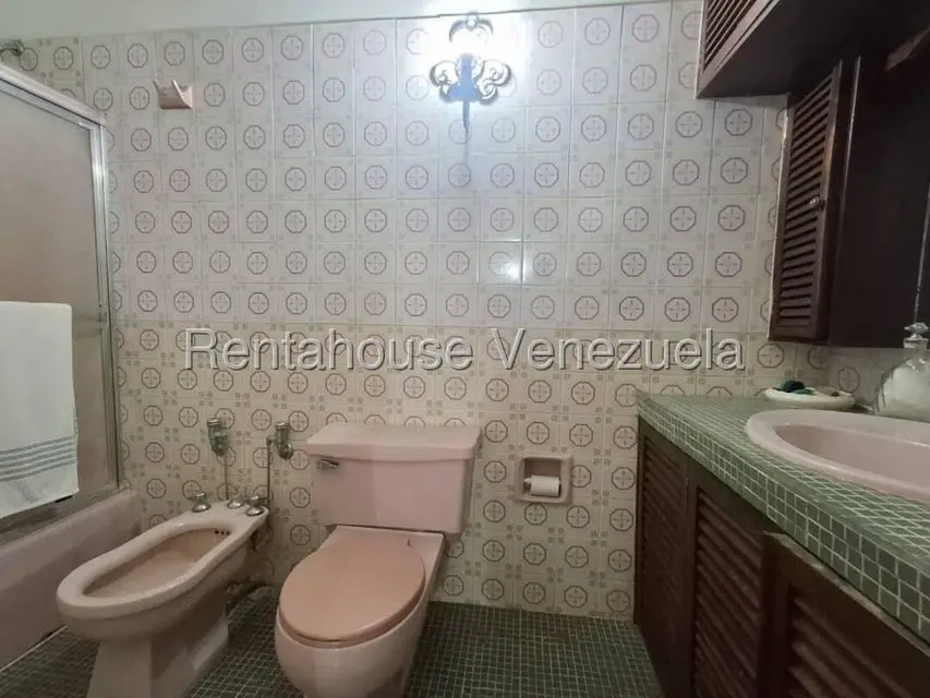 Casa (1 Nivel) en Venta en Los Geranios, Distrito Metropolitano - 16