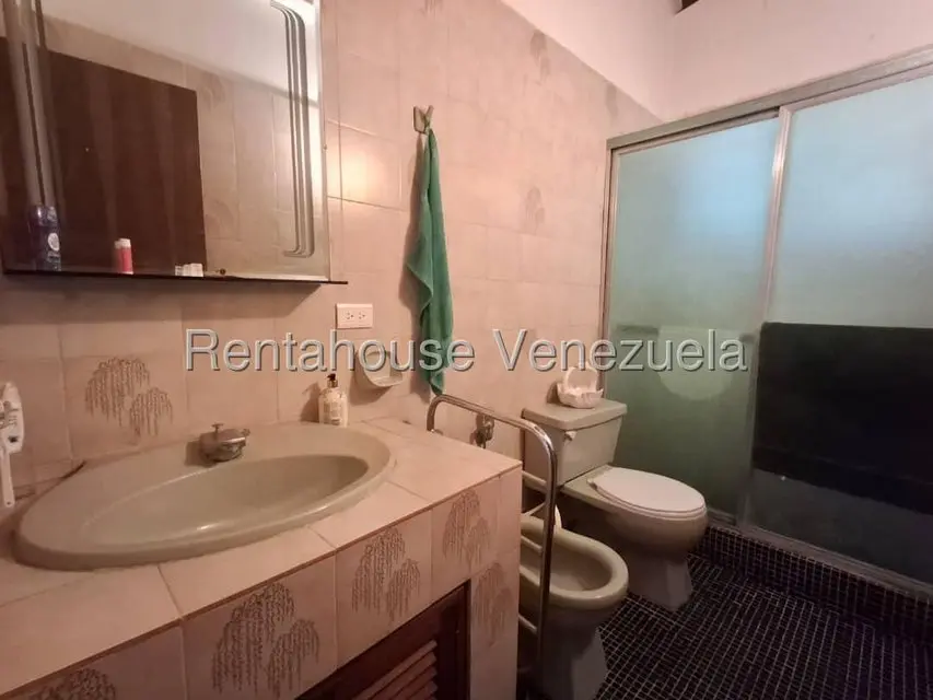 Casa (1 Nivel) en Venta en Los Geranios, Distrito Metropolitano - 18