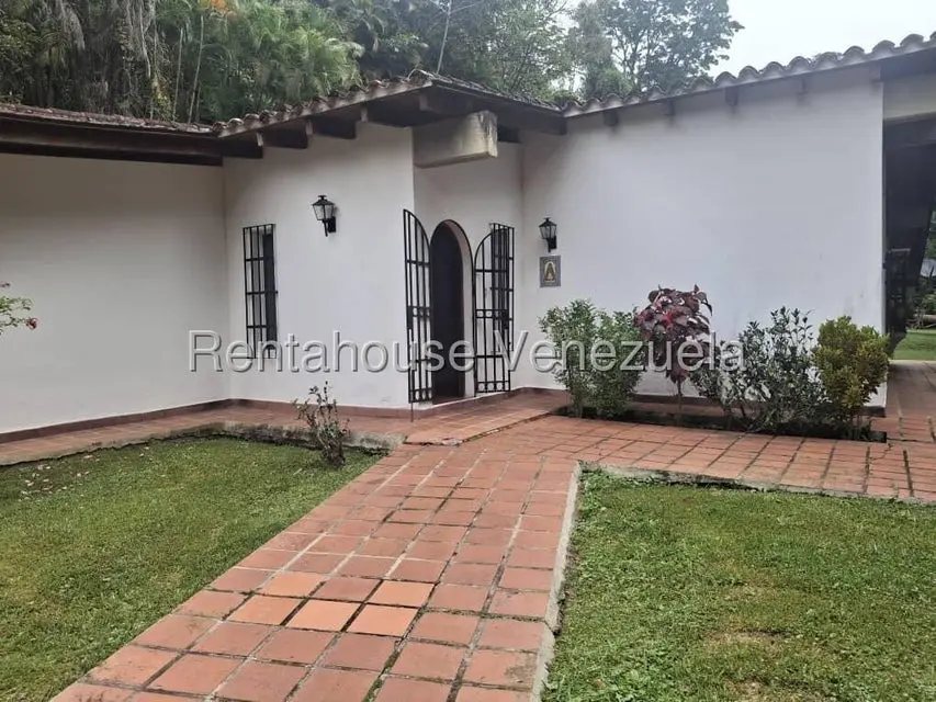 Casa (1 Nivel) en Venta en Los Geranios, Distrito Metropolitano - 4
