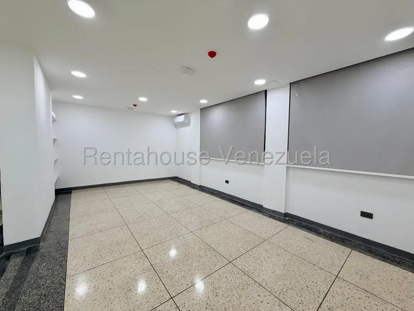 Casa (Multipes Niveles) en Venta en San Roman, Distrito Metropolitano - 13