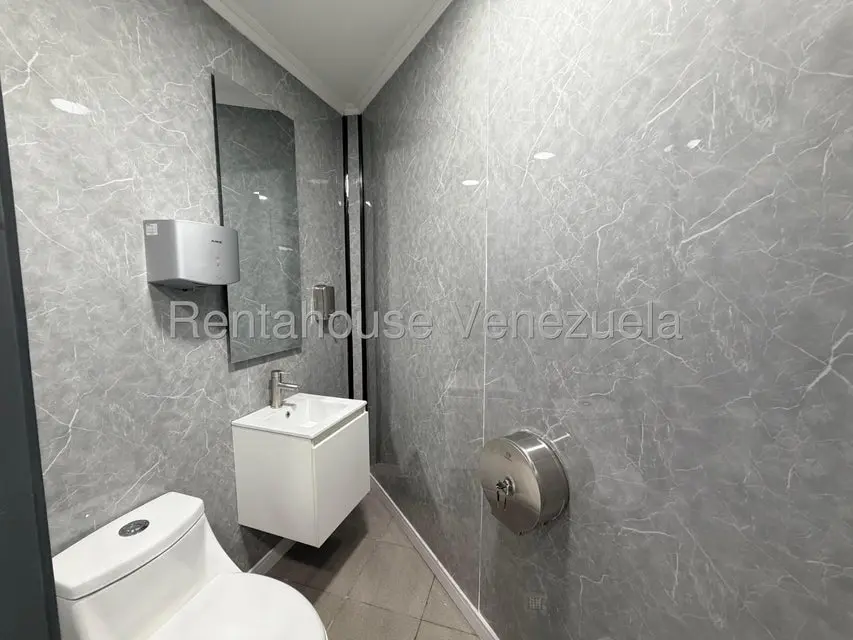 Casa (Multipes Niveles) en Venta en San Roman, Distrito Metropolitano - 15