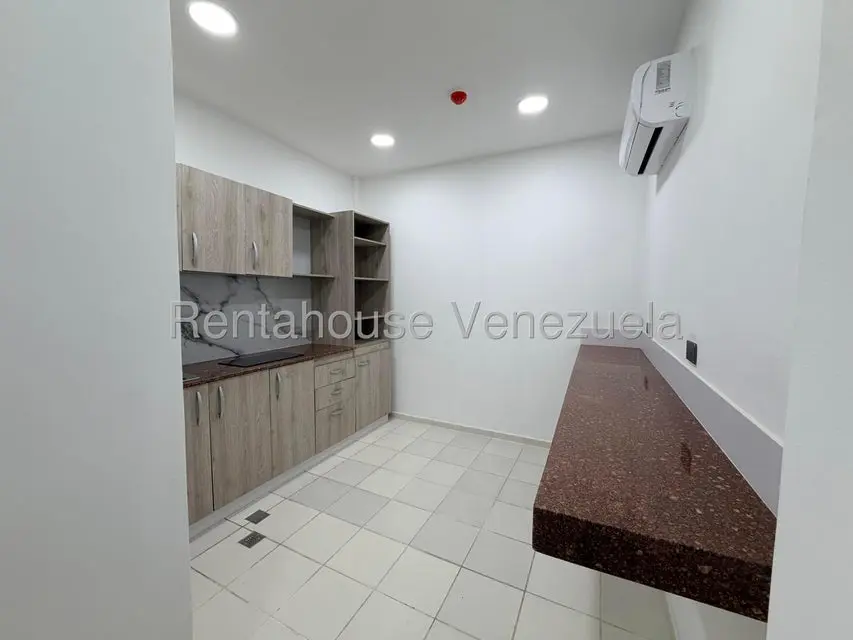 Casa (Multipes Niveles) en Venta en San Roman, Distrito Metropolitano - 19