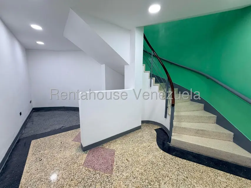 Casa (Multipes Niveles) en Venta en San Roman, Distrito Metropolitano - 22