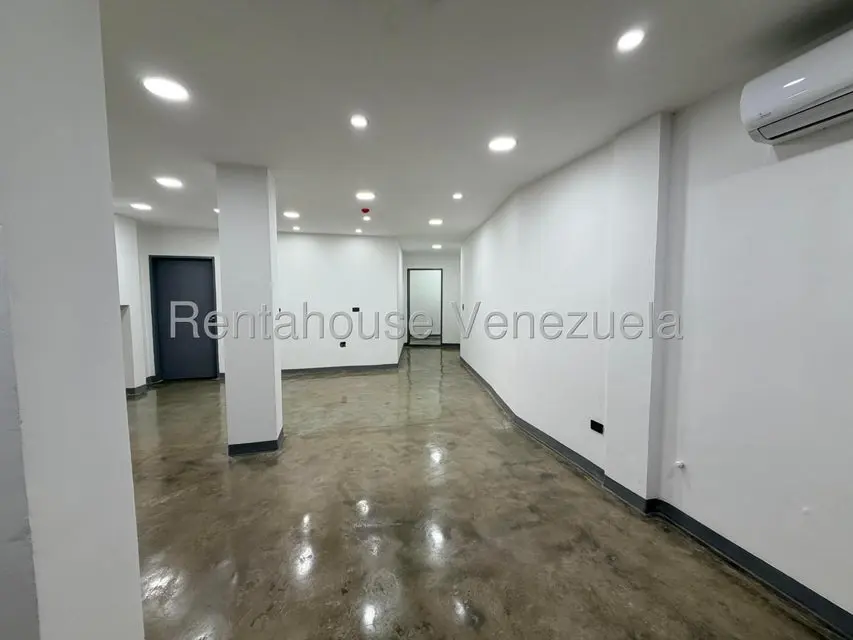 Casa (Multipes Niveles) en Venta en San Roman, Distrito Metropolitano - 33