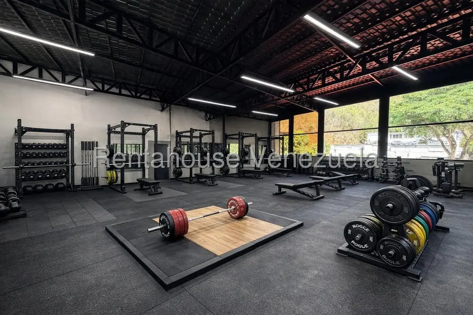 Casa (Multipes Niveles) en Venta en San Roman, Distrito Metropolitano - 43