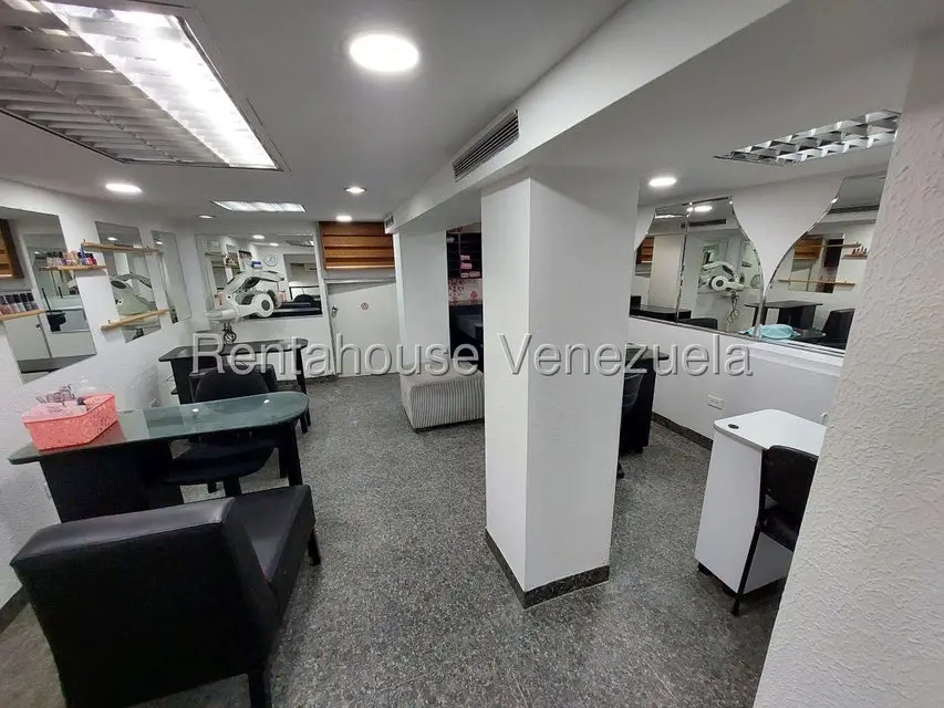 Comercial (Local Comercial) en Venta en Montalban II, Distrito Metropolitano - 3
